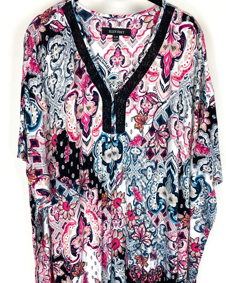 Multicolor Lace V-Neckline Caftan - Small/Medium