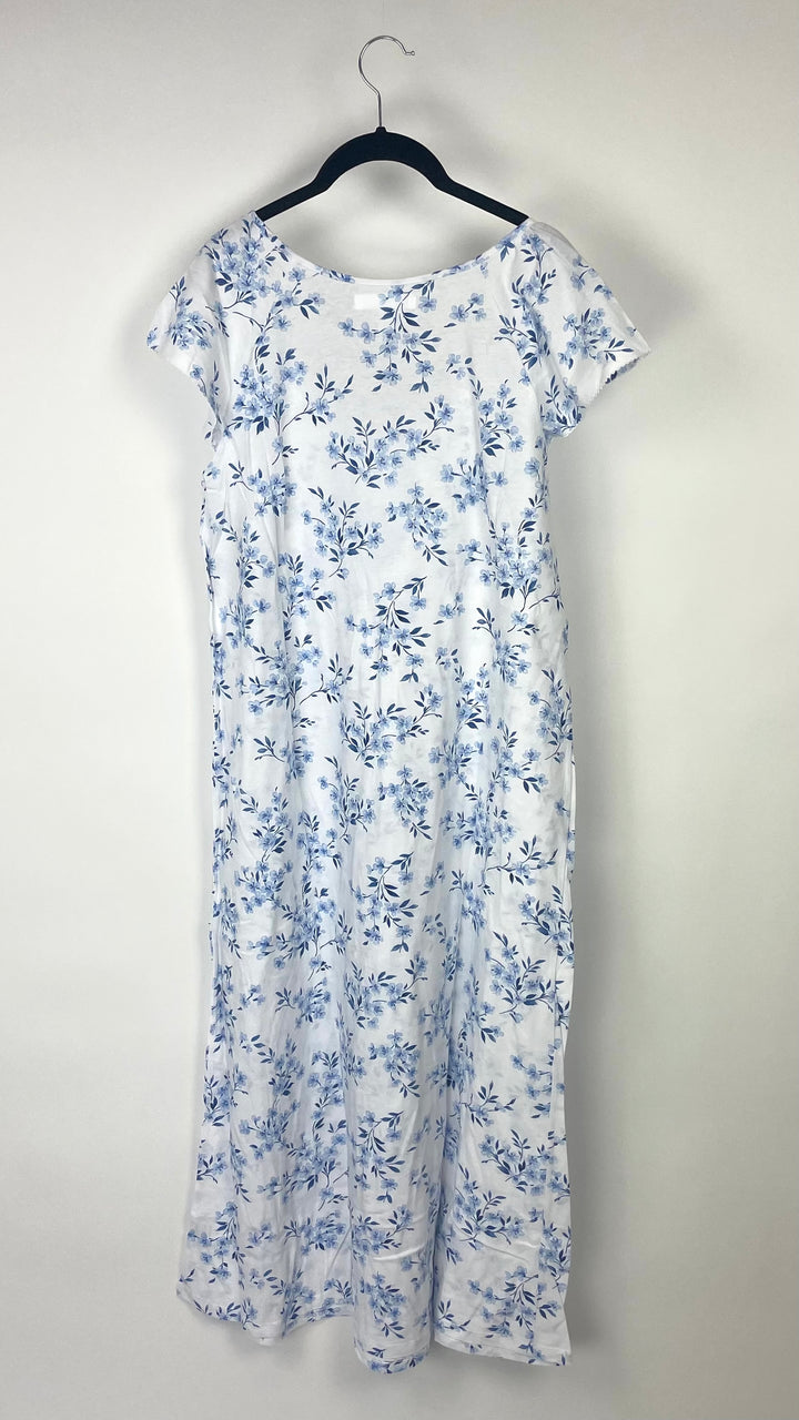 Long Blue And White Floral Print Nightgown - Medium