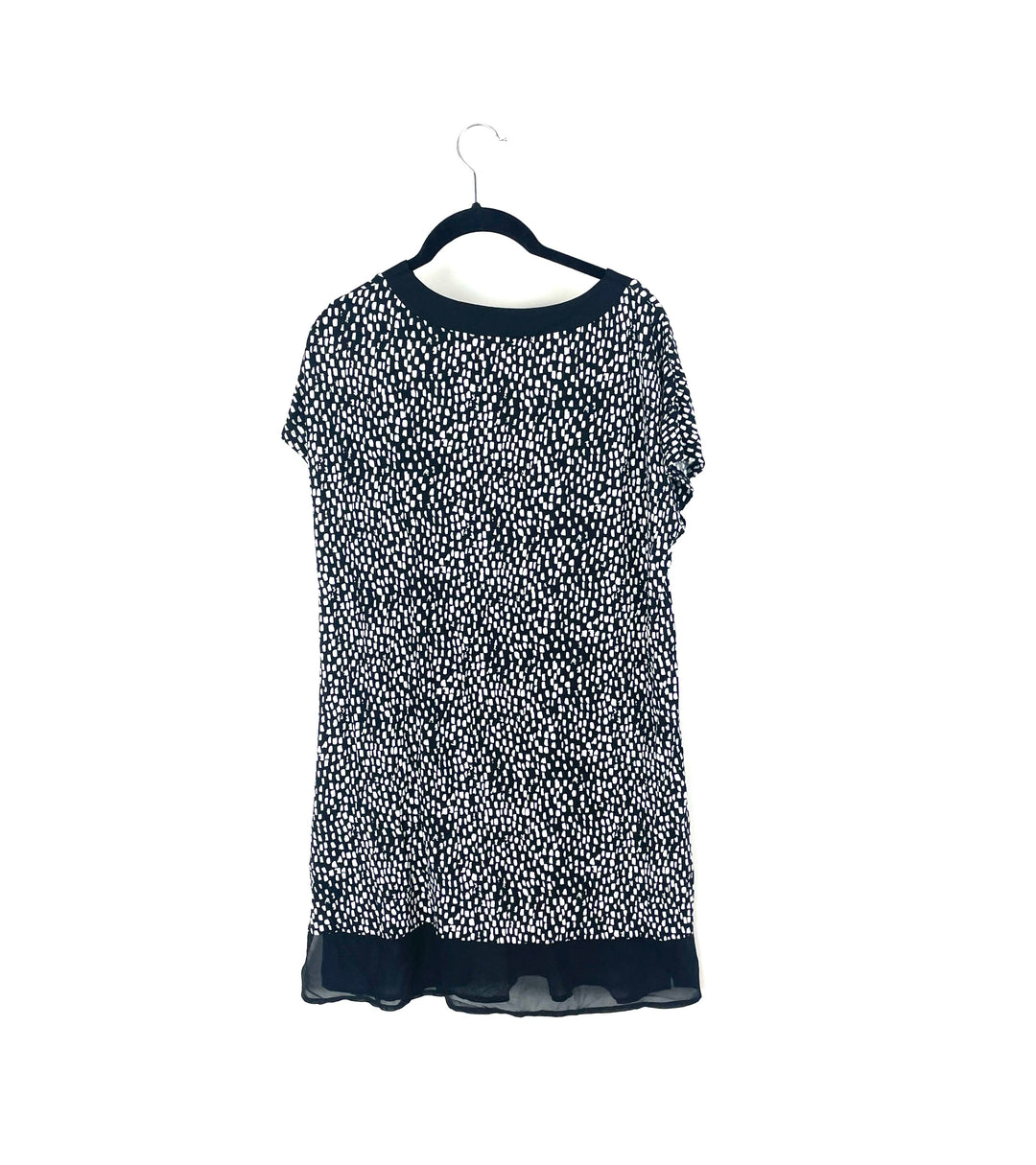 Black and White Printed Night Gown - Small