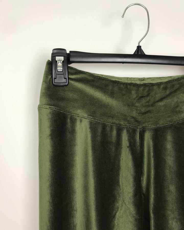 Olive Green Ribbed Velvet Leggings - Extra Small