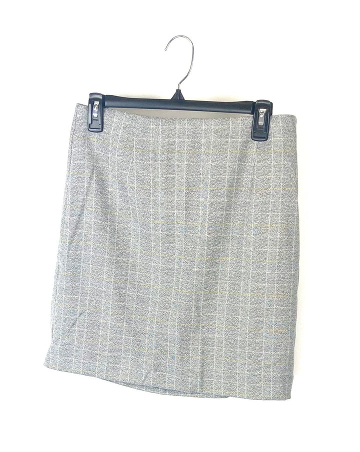 Grey Plaid Skirt - Medium