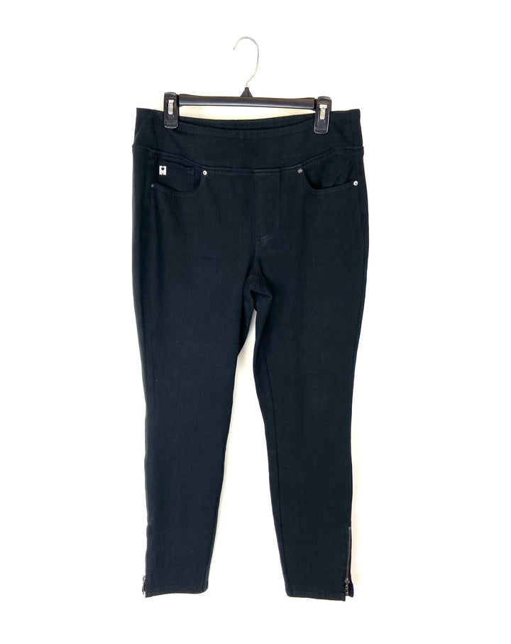Black Zipper Jeans - Size 12/14